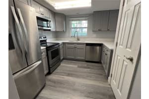 8825 BAY POINTE DRIVE, TAMPA, FL 33615 - MLS#MFRTB8474098