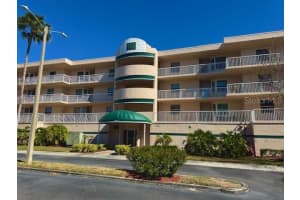 6251 Shoreline Dr #2205, SEMINOLE