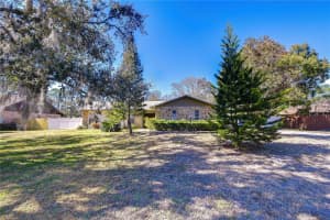 2524 VICTARRA CIRCLE, LUTZ, FL 33559 - MLS#MFRTB8474125