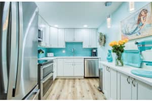 10216 REGAL DRIVE, LARGO, FL 33774 - MLS#MFRTB8474184