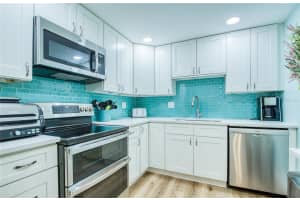 10216 REGAL DRIVE, LARGO, FL 33774 - MLS#MFRTB8474184