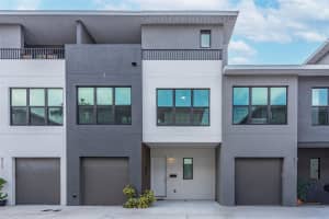 8713 PALM RANCHES PLACE, TAMPA, FL 33614 - MLS#MFRTB8474215