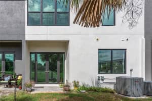 8713 PALM RANCHES PLACE, TAMPA, FL 33614 - MLS#MFRTB8474215