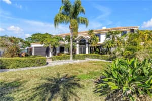 583 CRYSTAL DRIVE, MADEIRA BEACH, FL 33708 - MLS#MFRTB8474247