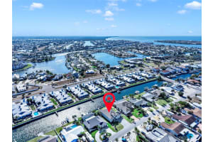 916 SPINDLE PALM WAY, APOLLO BEACH, FL 33572 - MLS#MFRTB8474317