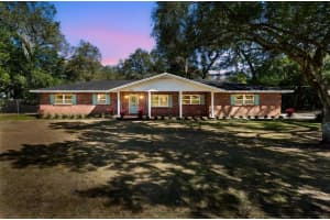 12105 N 53rd St, TEMPLE TERRACE