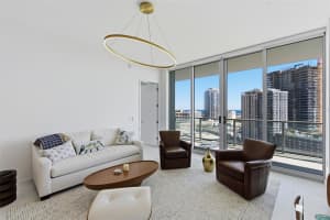 400 CENTRAL AVENUE, ST PETERSBURG, FL 33701 - MLS#MFRTB8474362