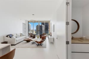 400 CENTRAL AVENUE, ST PETERSBURG, FL 33701 - MLS#MFRTB8474362