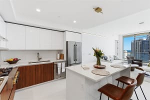 400 CENTRAL AVENUE, ST PETERSBURG, FL 33701 - MLS#MFRTB8474362