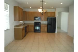 403 FERN GULLEY DRIVE, SEFFNER, FL 33584 - MLS#MFRTB8474373