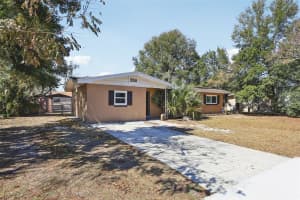 713 CRESTWOOD DRIVE, WINTER HAVEN, FL 33881 - MLS#MFRTB8474394