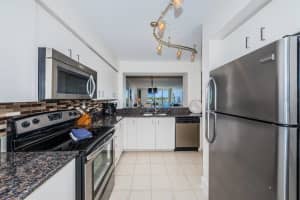 6083 BAHIA DEL MAR CIRCLE, ST PETERSBURG, FL 33715 - MLS#MFRTB8474407