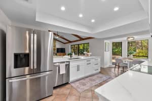 2525 LAURELWOOD LANE, VALRICO, FL 33596 - MLS#MFRTB8474417