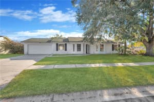 3717 Southview Dr, BRANDON