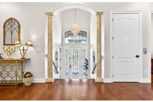 105 WIMBLEDON COURT, ST PETERSBURG, FL 33708 - MLS#MFRTB8474477