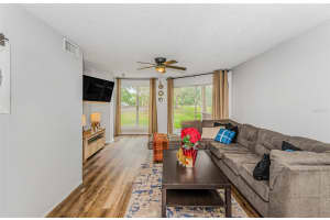 10114 WINSFORD OAK BOULEVARD, TAMPA, FL 33624 - MLS#MFRTB8474598