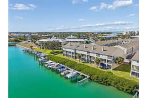 1117 PINELLAS BAYWAY S #301, ST PETERSBURG, FL 33715 - MLS#MFRTB8474600