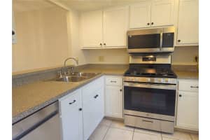 1285 MISSION HILLS BOULEVARD, CLEARWATER, FL 33759 - MLS#MFRTB8474630