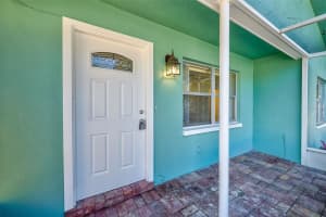 715 1ST AVENUE, LARGO, FL 33770 - MLS#MFRTB8474696