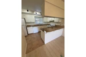 68 COUNTRY CLUB DRIVE, LARGO, FL 33771 - MLS#MFRTB8474725