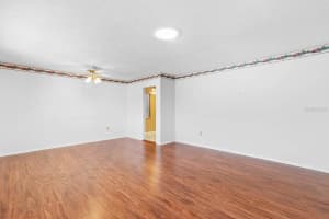 1617 VINCENNES DRIVE, SUN CITY CENTER, FL 33573 - MLS#MFRTB8474858