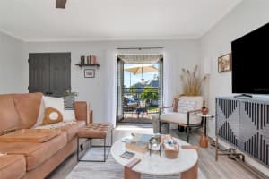 708 LYNDHURST STREET, DUNEDIN, FL 34698 - MLS#MFRTB8474990