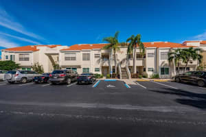 6151 Bahia Del Mar Blvd #120, ST PETERSBURG