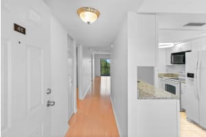 5775 PARK STREET, ST PETERSBURG, FL 33709 - MLS#MFRTB8475070