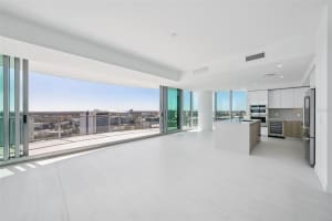 400 CENTRAL AVENUE, ST PETERSBURG, FL 33701 - MLS#MFRTB8475074