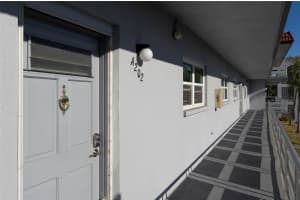 5660 80TH STREET, ST PETERSBURG, FL 33709 - MLS#MFRTB8475122