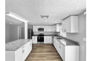 MLS# MFRTB8475133, Sarasota, Florida 34234