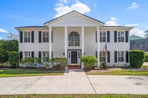 2102 S Fore Cir, TAMPA