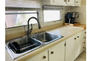 980 7TH STREET, LARGO, FL 33770 Sold 03/26/26