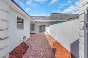 285 BOCA CIEGA POINT BOULEVARD, ST PETERSBURG, FL 33708 - MLS#MFRTB8475203