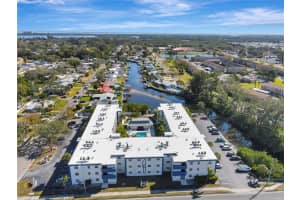 350 79TH AVENUE, ST PETERSBURG, FL 33702 - MLS#MFRTB8475210