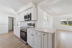 3303 W LEILA AVE, TAMPA, FL 33611 - MLS#MFRTB8475305