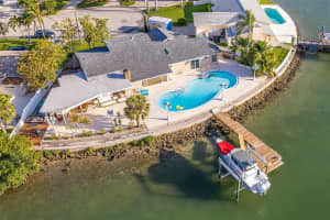 7985 4TH AVENUE, ST PETERSBURG, FL 33707 - MLS#MFRTB8475323