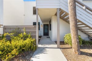 212 LAKEWOOD DRIVE, BRADENTON, FL 34210 - MLS#MFRTB8475333