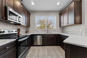 29913 SOUTHWELL LANE, WESLEY CHAPEL, FL 33543 - MLS#MFRTB8475399