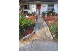 27043 Roper Rd, BROOKSVILLE