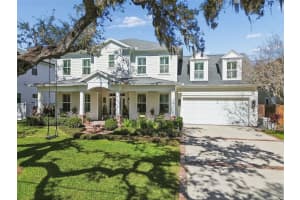 2907 W Hawthorne Rd, TAMPA