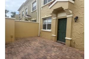 2332 BELLA VISTA DRIVE, DAVENPORT, FL 33897 - MLS#MFRTB8475461