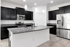 5446 SUNCATCHER DRIVE, WESLEY CHAPEL, FL 33545 - MLS#MFRTB8475481