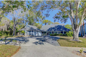 4202 DEEPWATER LANE, TAMPA, FL 33615 - MLS#MFRTB8475517