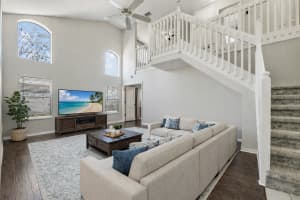 11237 LAKE LANIER DR, RIVERVIEW, FL 33569 - MLS#MFRTB8475532