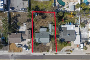 429 70TH AVENUE, ST PETE BEACH, FL 33706 - MLS#MFRTB8475593