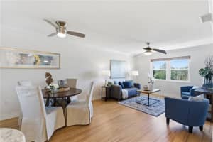 4050 4TH STREET, ST PETERSBURG, FL 33703 - MLS#MFRTB8475617