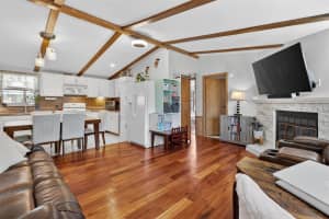 8804 FOURESS LANE, GIBSONTON, FL 33534 Sold 03/16/26