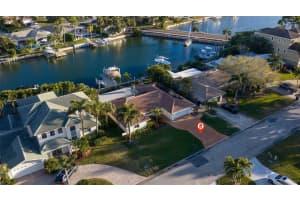 2024 MASSACHUSETTS AVENUE, ST PETERSBURG, FL 33703 - MLS#MFRTB8475638