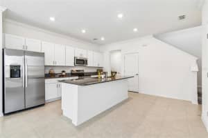 10811 FOWLERS BLUFF COURT, TAMPA, FL 33647 - MLS#MFRTB8475639